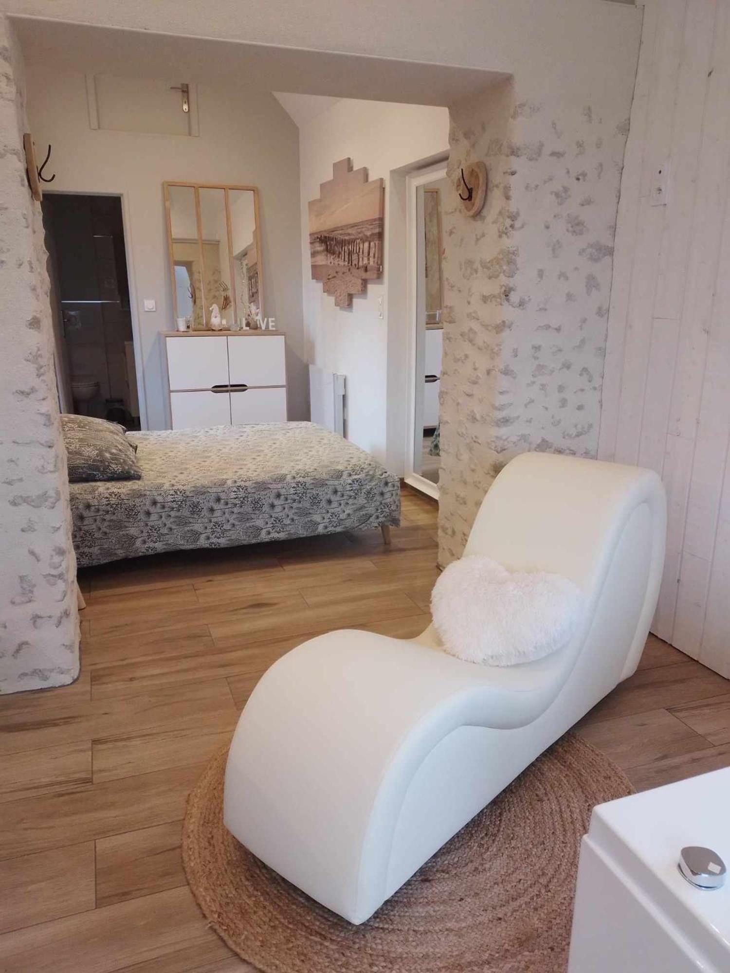 Gites & Spa Du Bien-Etre - Spa Privatif Courgains Dış mekan fotoğraf